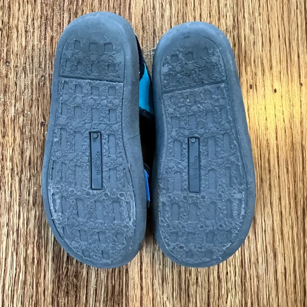 OshKosh Toddler Boy Water Shoes, Size 9
